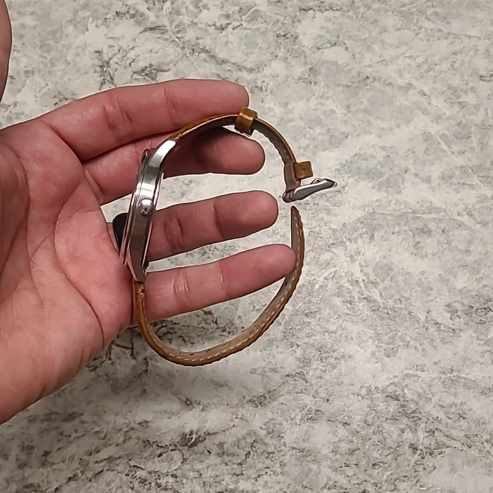 Tommy Hilfiger Watch - Picture 5 of 5